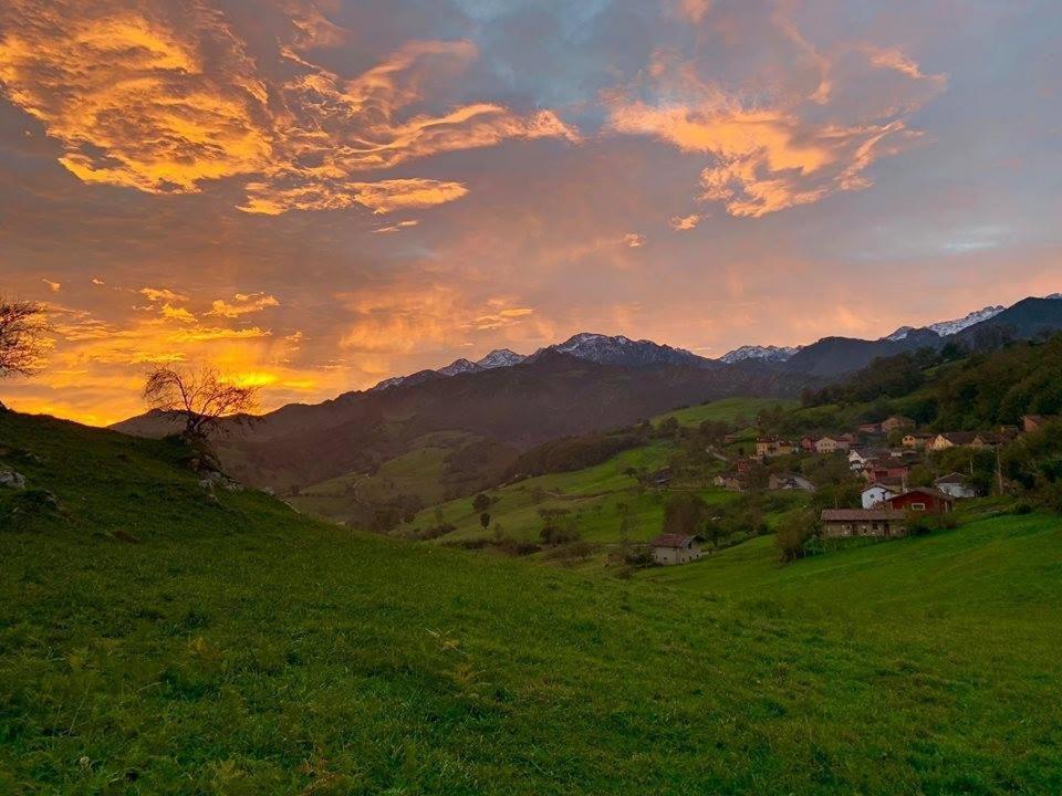 Casa Rural Alborada 博比亚达里巴 外观 照片